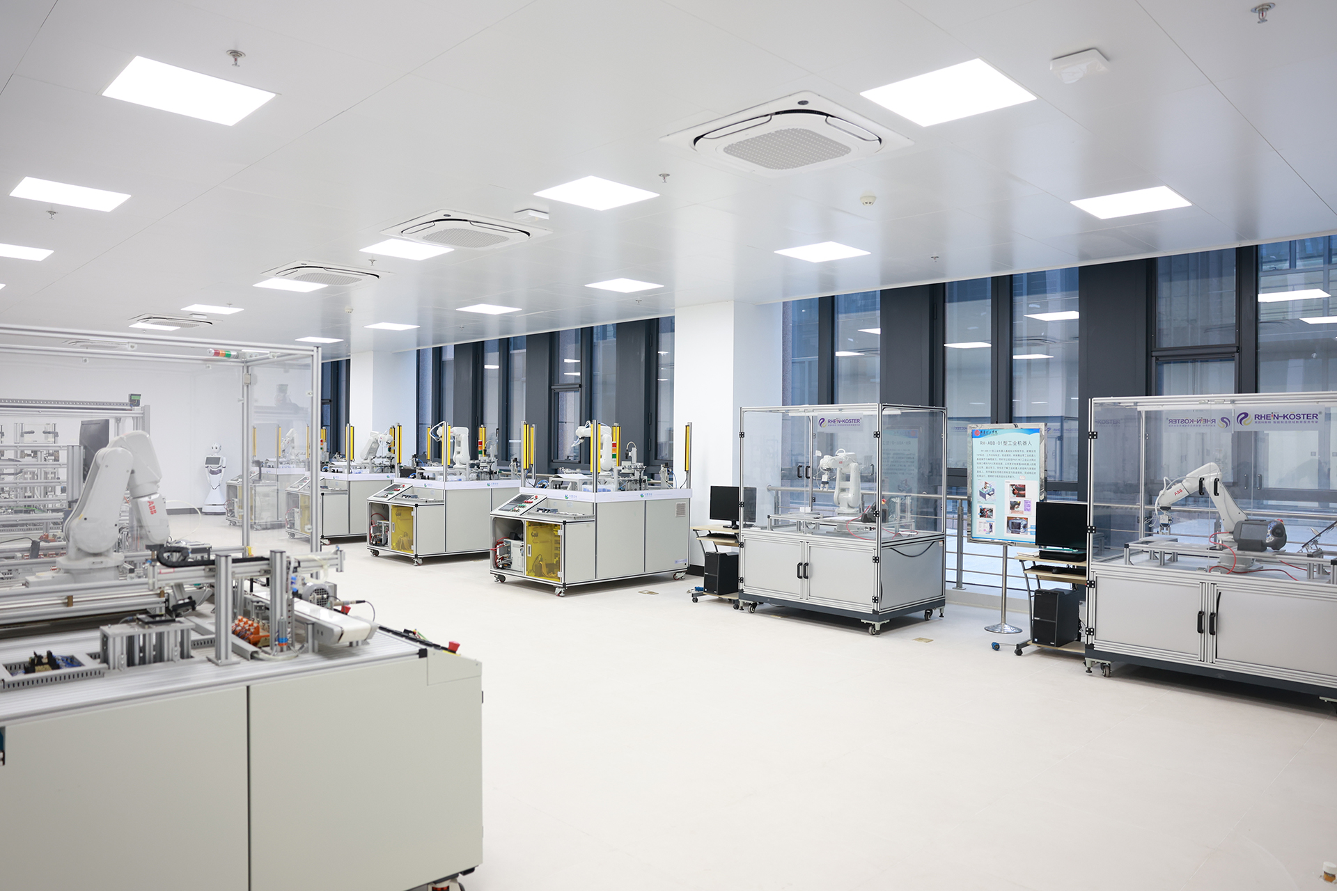 控制与电气实验教学中心