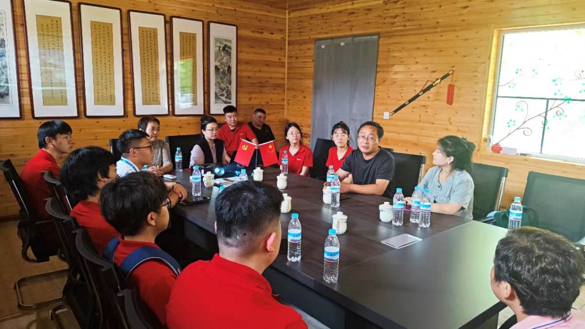 问鼎网页版登录入口“三下乡”社会实践 ——齐鲁乡镇文化志愿服务队