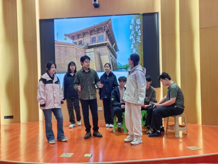 我校原创情景剧《文物保卫“青”力量 守护文化根脉》首演引热议
