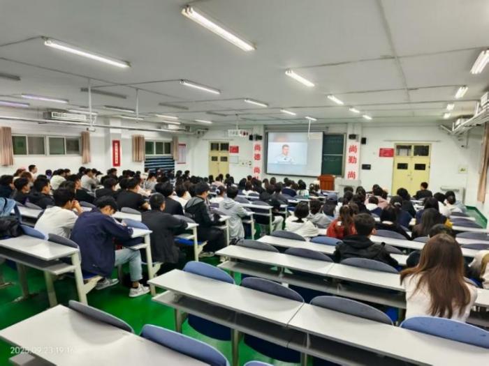 WPS图片2.jpg